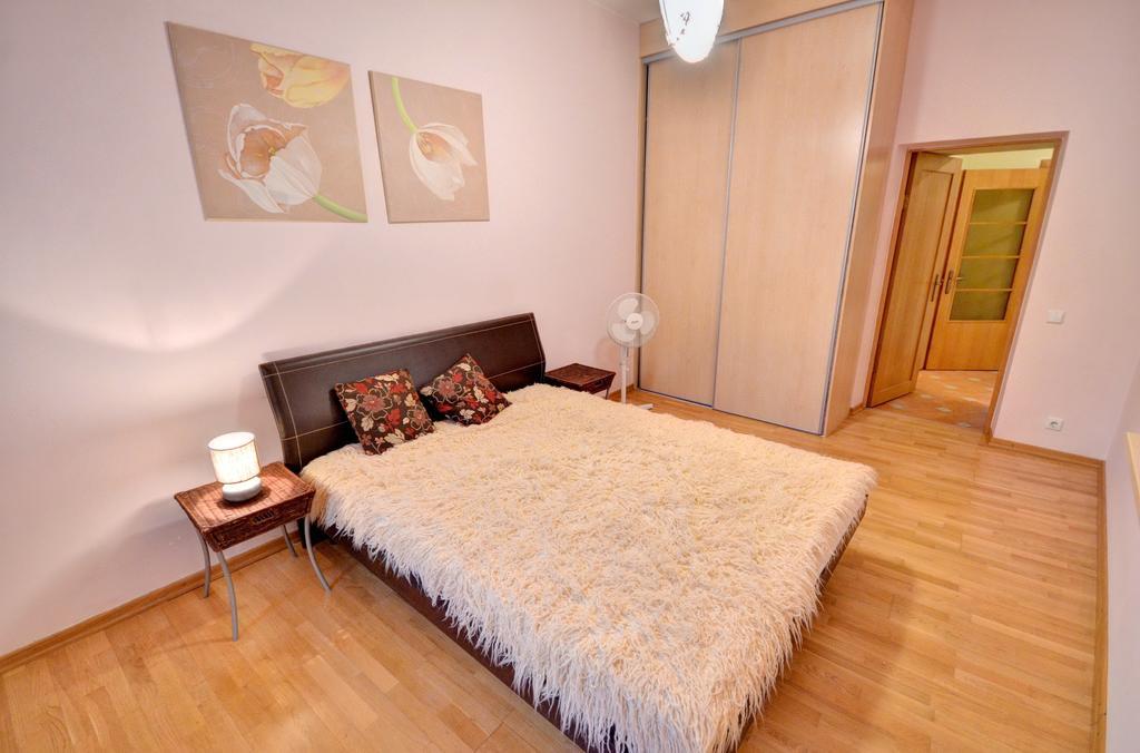 Great Apartment Near Town Hall VNO Eksteriør billede